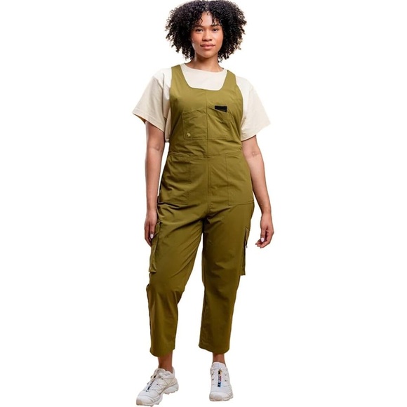 Wondery Pants - Wondery Outdoors Sahale Overalls in Spikemoss Size Small NWT